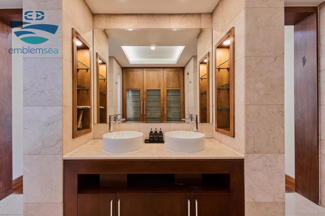 Emblem Sea 4 Bedroom Villas Da Nang Bagian luar foto