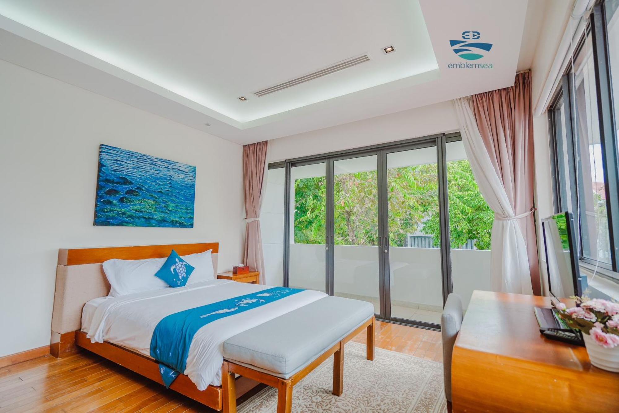 Emblem Sea 4 Bedroom Villas Da Nang Bagian luar foto